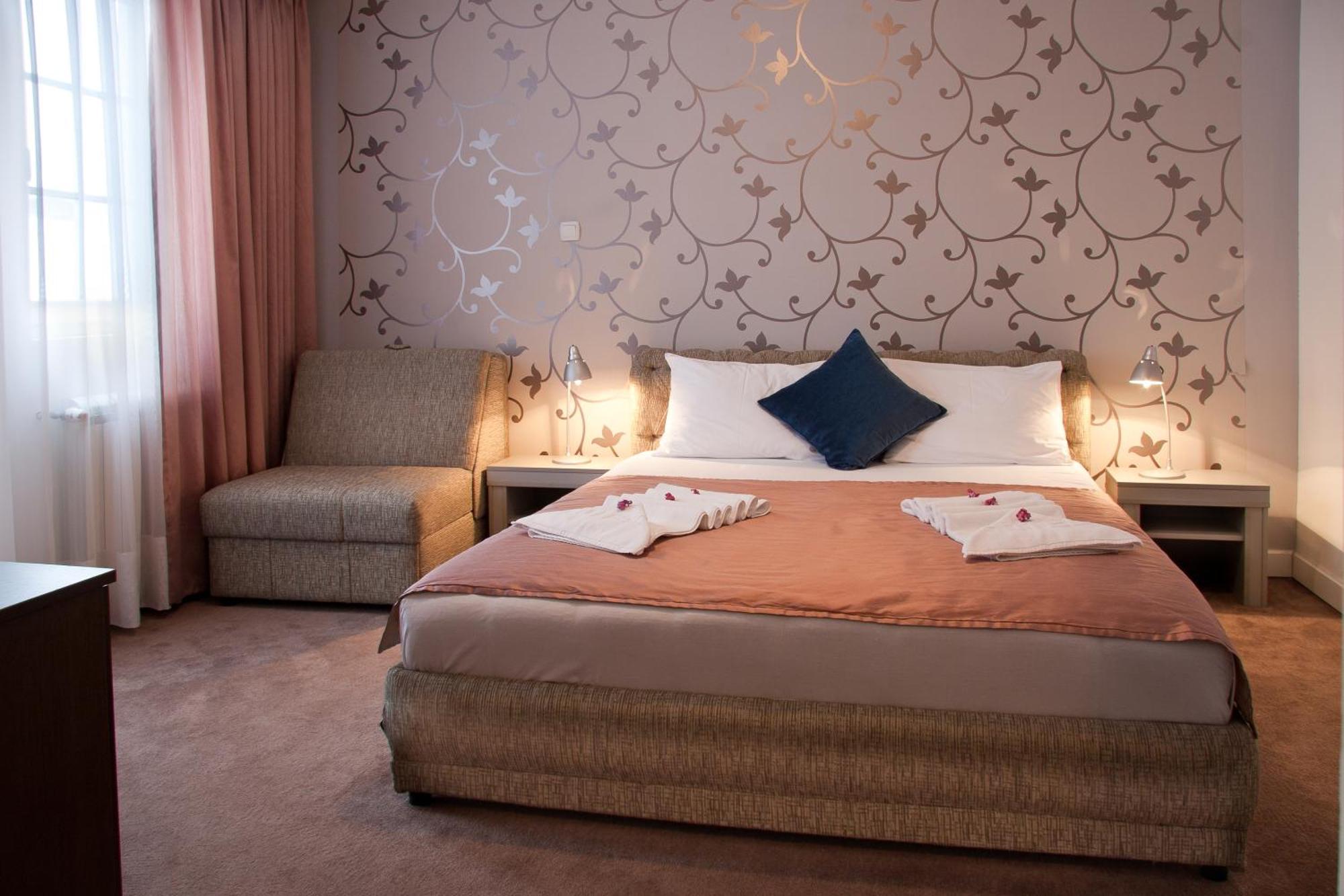 Hotel Kralj Vrnjačka Banja Стая снимка