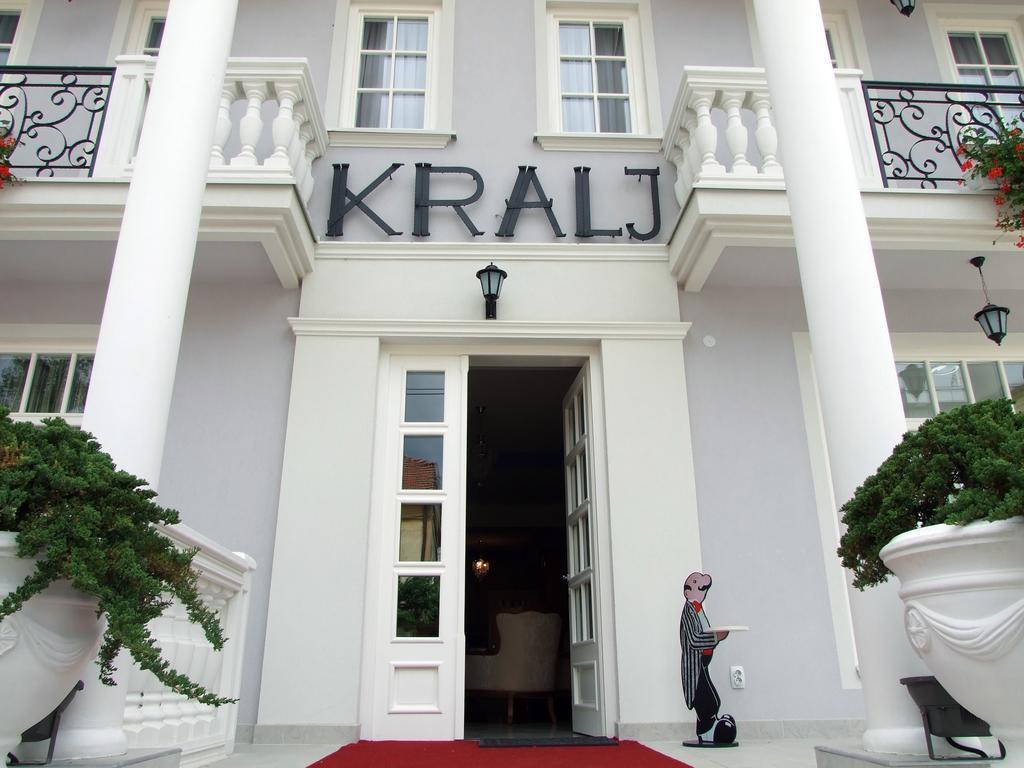 Hotel Kralj Vrnjačka Banja Екстериор снимка