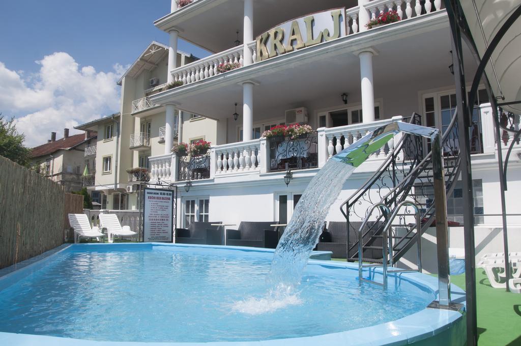 Hotel Kralj Vrnjačka Banja Екстериор снимка