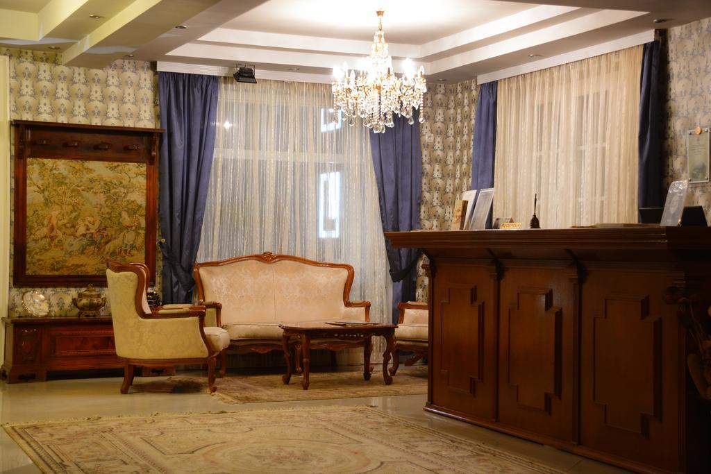 Hotel Kralj Vrnjačka Banja Екстериор снимка